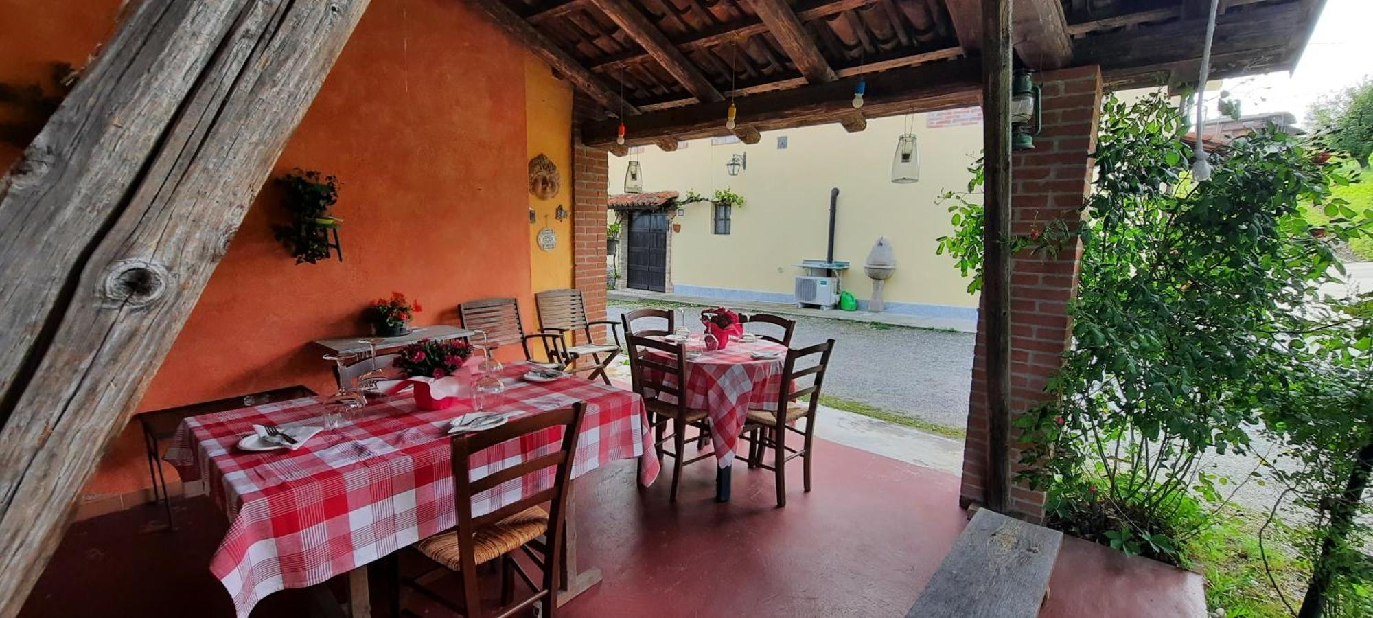 Ca Trifolera Barbaresco - Romantico Cascinale Con Antica Cantina Nel Cuore Delle Langhe - Degustazione Vini Nella Nostra Cantina Екстер'єр фото