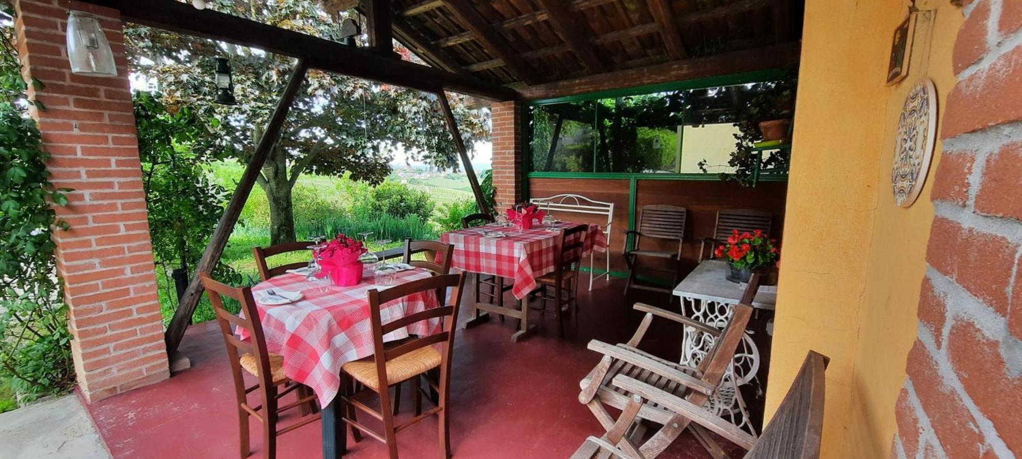 Ca Trifolera Barbaresco - Romantico Cascinale Con Antica Cantina Nel Cuore Delle Langhe - Degustazione Vini Nella Nostra Cantina Екстер'єр фото