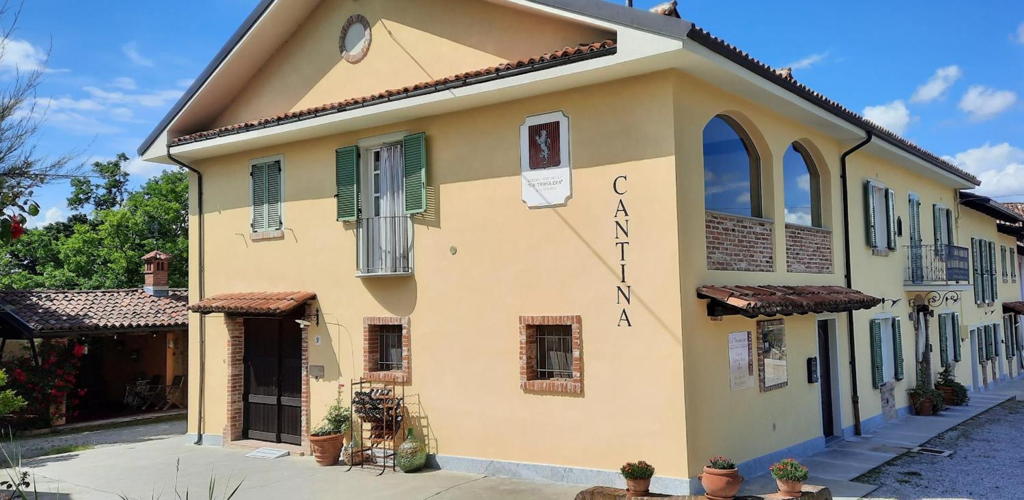 Ca Trifolera Barbaresco - Romantico Cascinale Con Antica Cantina Nel Cuore Delle Langhe - Degustazione Vini Nella Nostra Cantina Екстер'єр фото