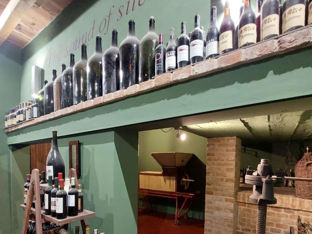 Ca Trifolera Barbaresco - Romantico Cascinale Con Antica Cantina Nel Cuore Delle Langhe - Degustazione Vini Nella Nostra Cantina Екстер'єр фото